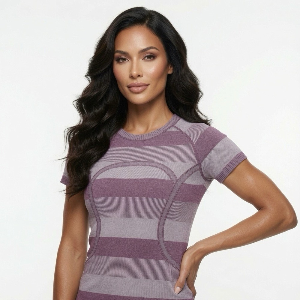 Lululemon Purple Stripe Seamless Womens Top 6 Short Sleeve athletic Yoga Gym Run